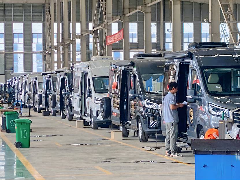 【21RV 展商速递】七狼PHEV 超级混动车型：开启房车驾乘新体验_19